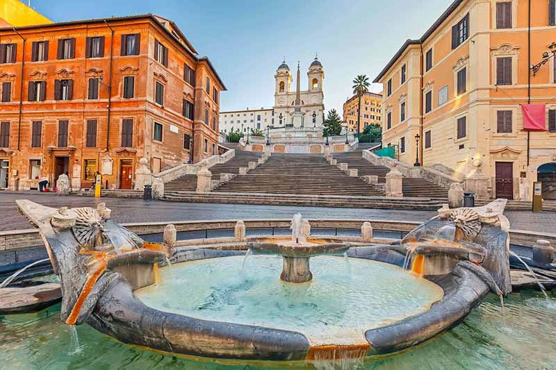 המדרגות הספרדיות ,מקום רומנטי ויפה ברומא